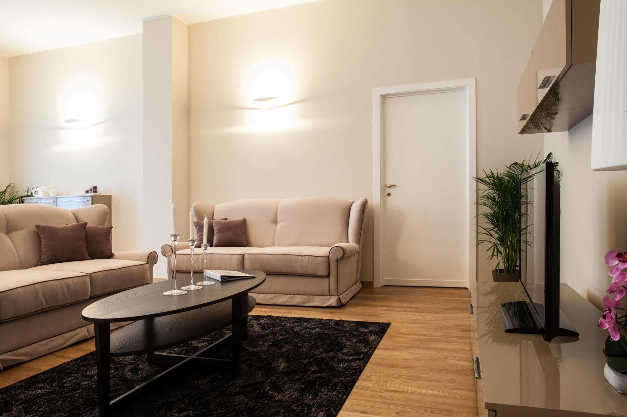 Milan Royal Suites Εξωτερικό φωτογραφία