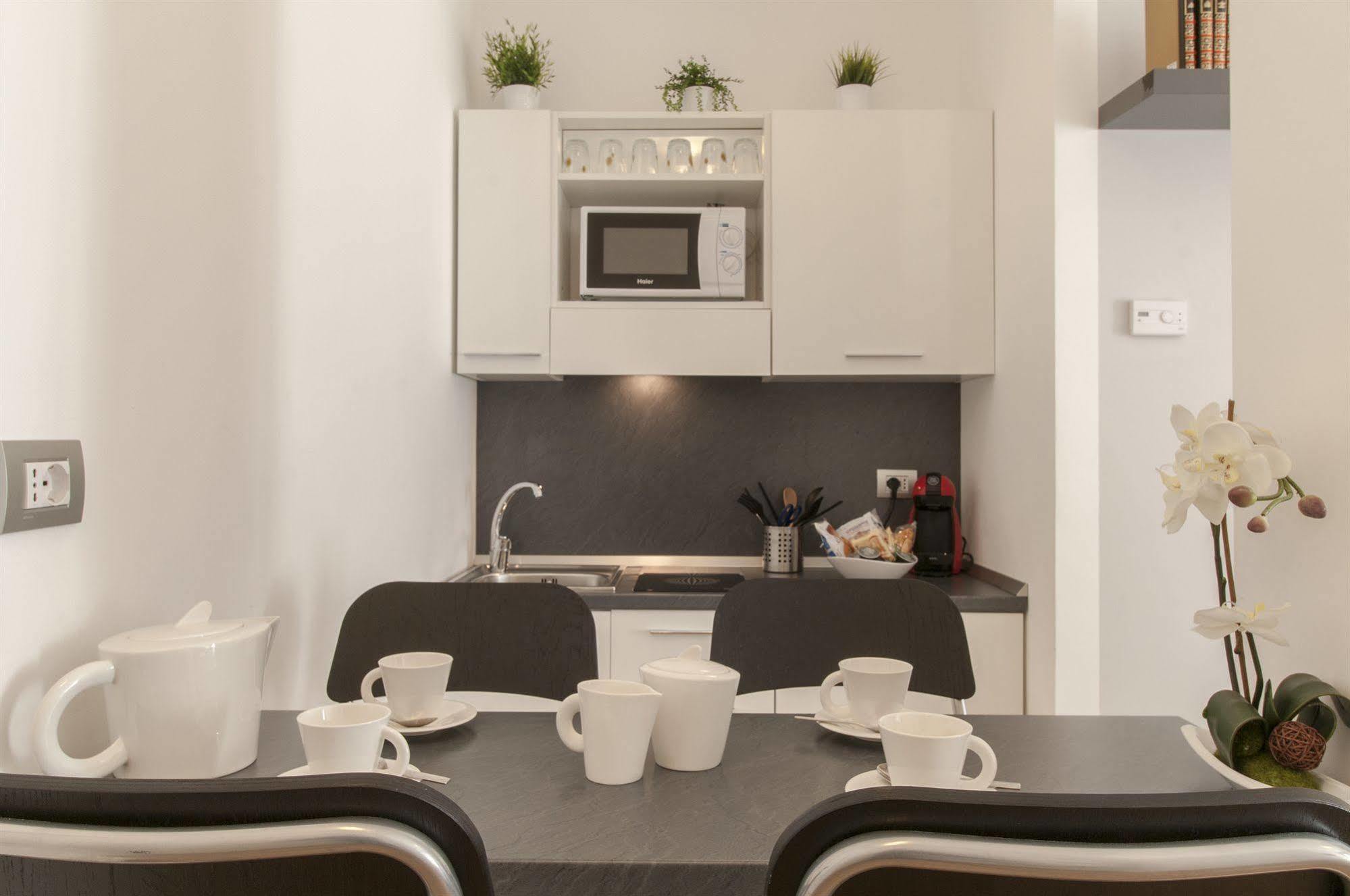 Milan Royal Suites Εξωτερικό φωτογραφία