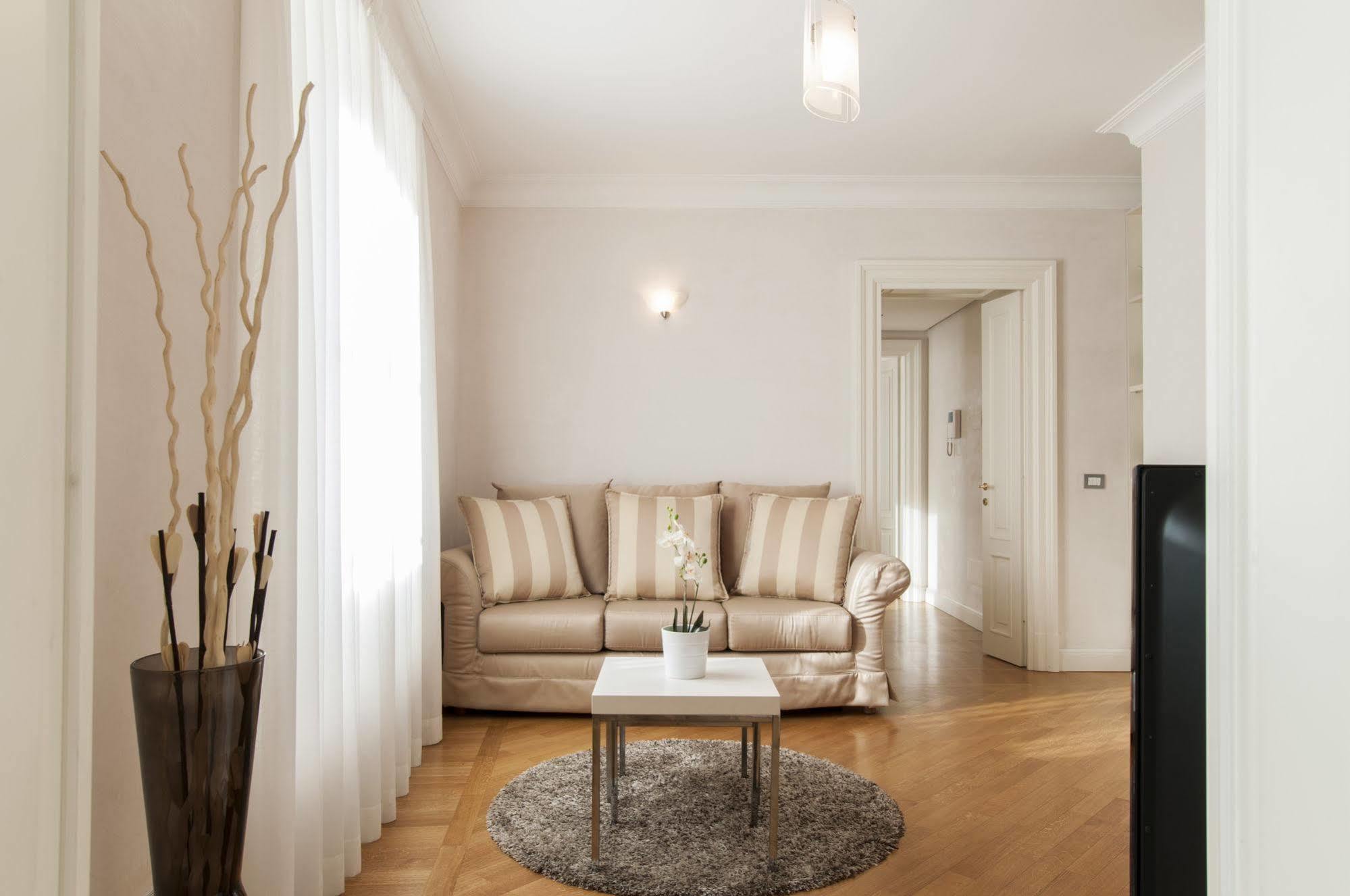 Milan Royal Suites Εξωτερικό φωτογραφία